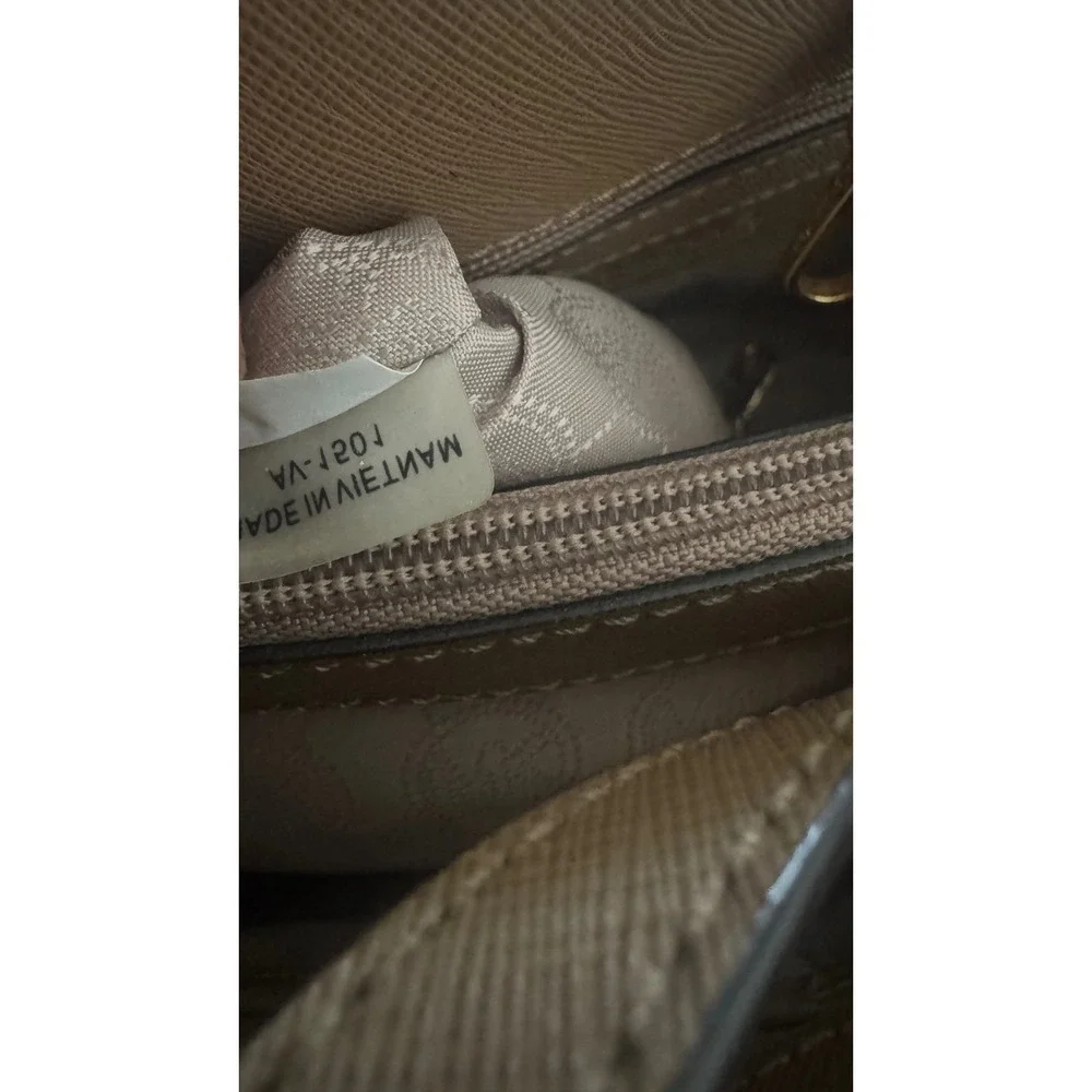 Michael Kors Jet Set Tan Saffiano Leather Satchel Crossbody Bag AV-1501 preloved